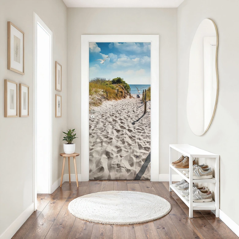 Way to the Beach door film 
