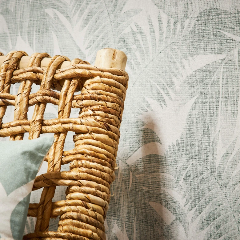 Livingwalls Papier peint intissé New Walls Cosy & Relax avec feuilles de palmier crème, beige, vert 