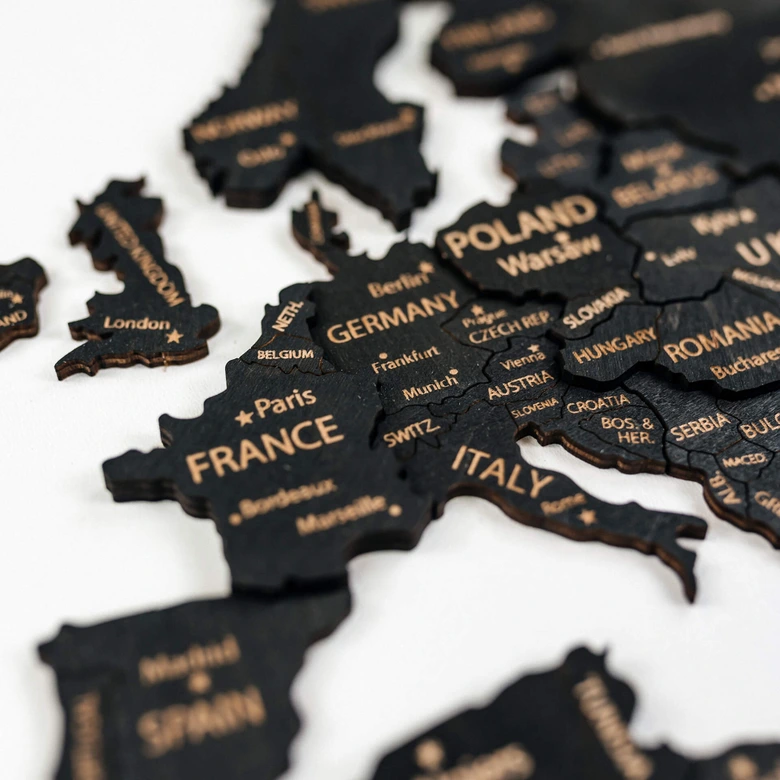 3D Holz-Puzzle Weltkarte mit Ländernamen, schwarz 