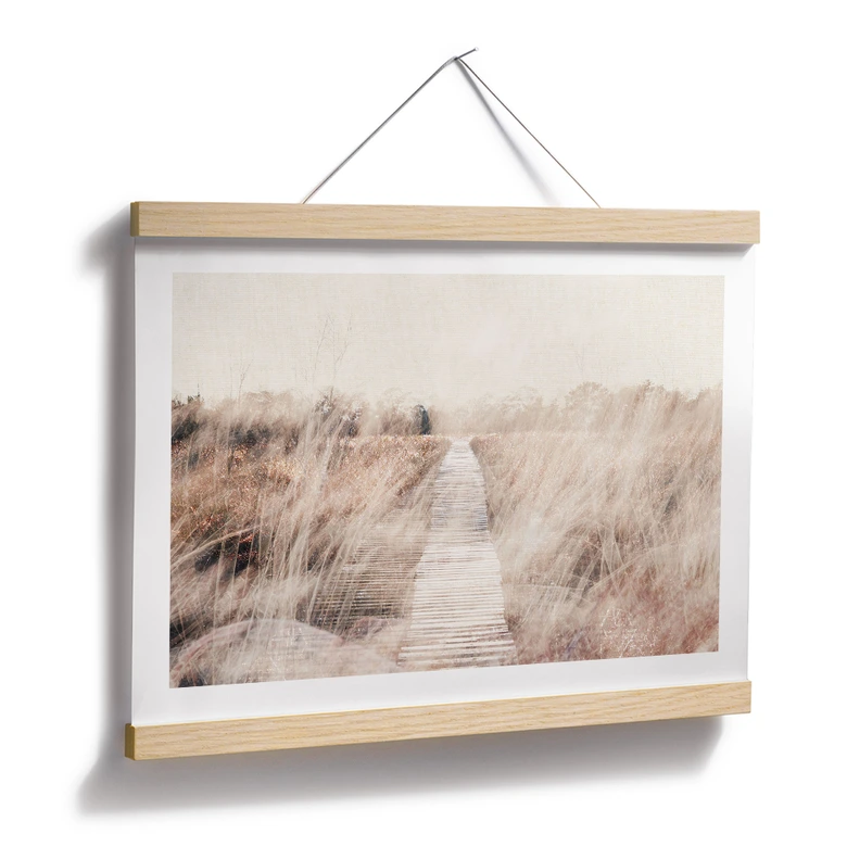 Poster Drömlandskap med gångbro i trä - Fantasifullt 